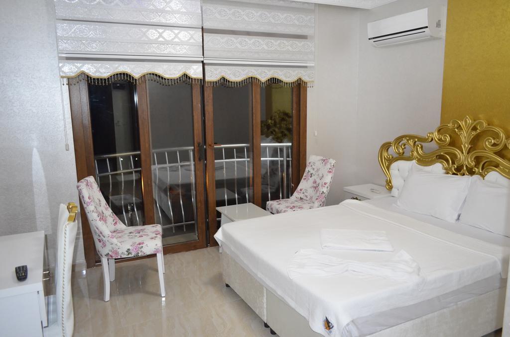 Alev Palace Otel Arsuz Esterno foto